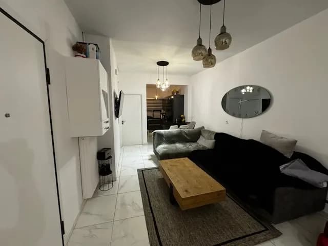 Ανακαινισμένο διαμέρισμα 3ου ορόφου στην Νίκαια